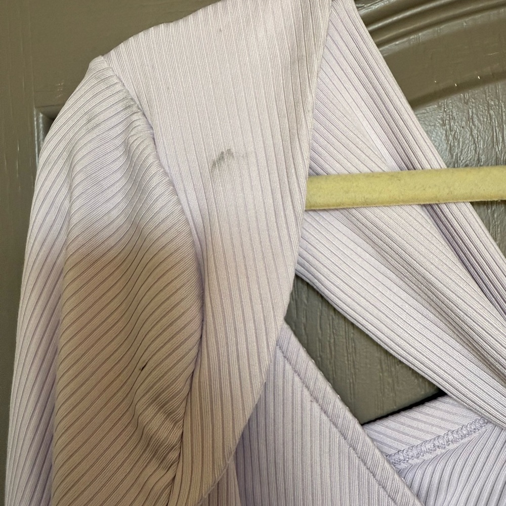 Lavender Twist-Back Long Sleeve Top - Picture 3 of 4